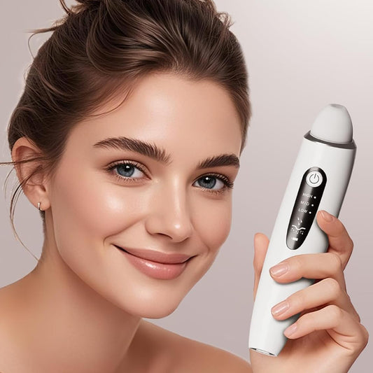 Zentheca – DeepClean Pore Vacuum in use, effectively cleansing skin and removing impurities for a refreshed look.